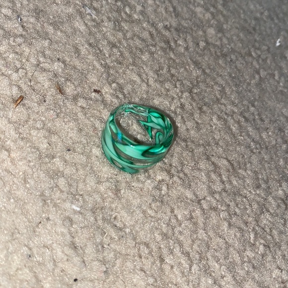 Green and clear Venetian glass ring - Picture 2 of 4